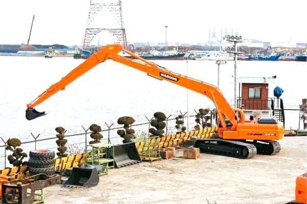 DOOSAN DX300 с длинной стрелой