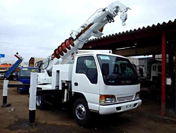 ISUZU Elf