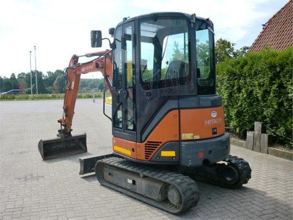 Hitachi ZX27U