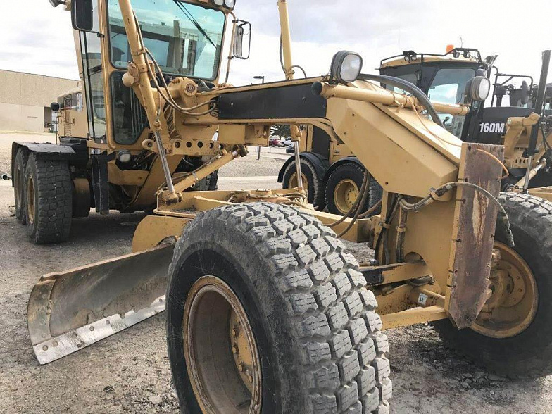 Автогрейдер 23 тонны Caterpillar 160H 