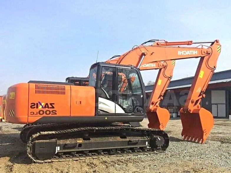 Hitachi ZX200 5G
