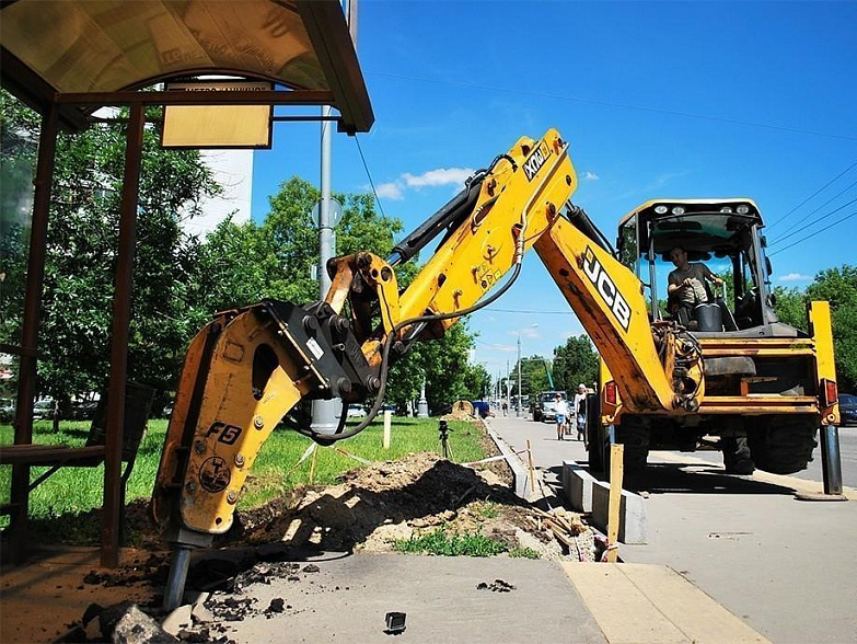 Экскаватор-погрузчик с гидромолотом JCB 3CX Super