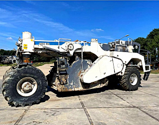 Wirtgen WR 2000