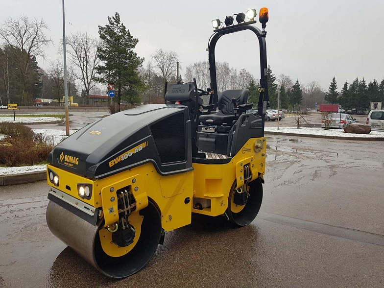 Дорожный каток 2,5 тонн Bomag BW 100 AD-5 
