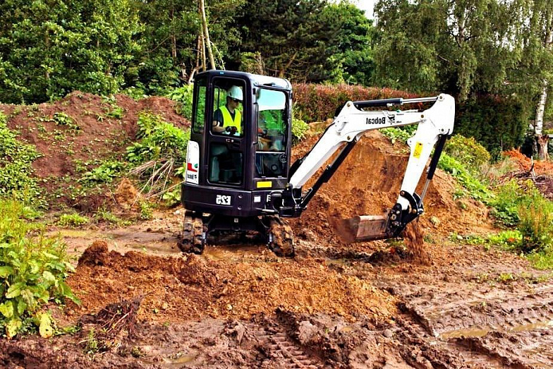 Bobcat E25