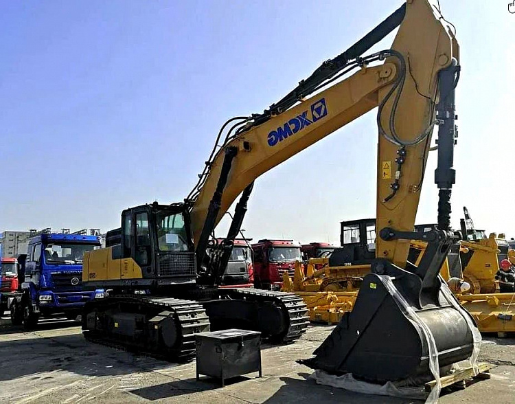 XCMG XE490D