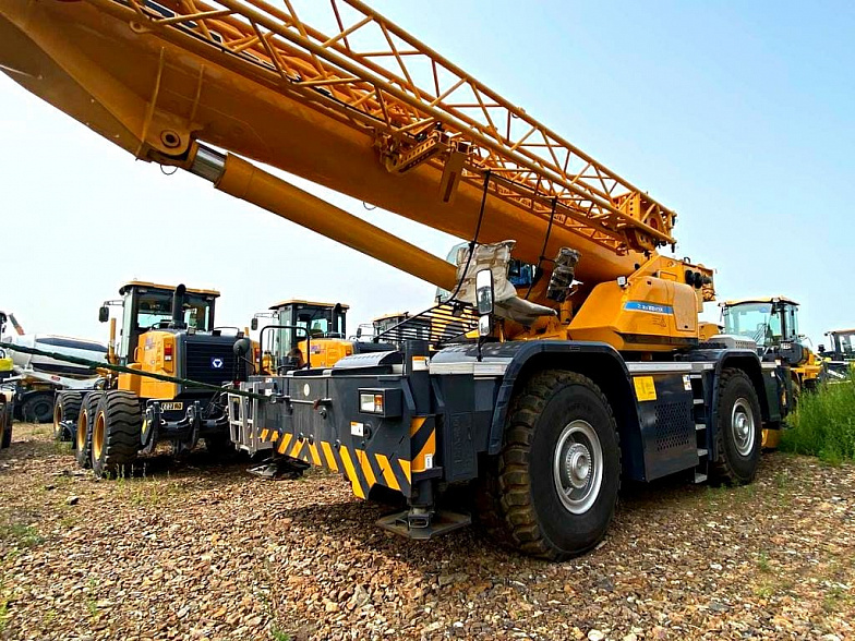 Короткобазный автокран XCMG XCR55_S1