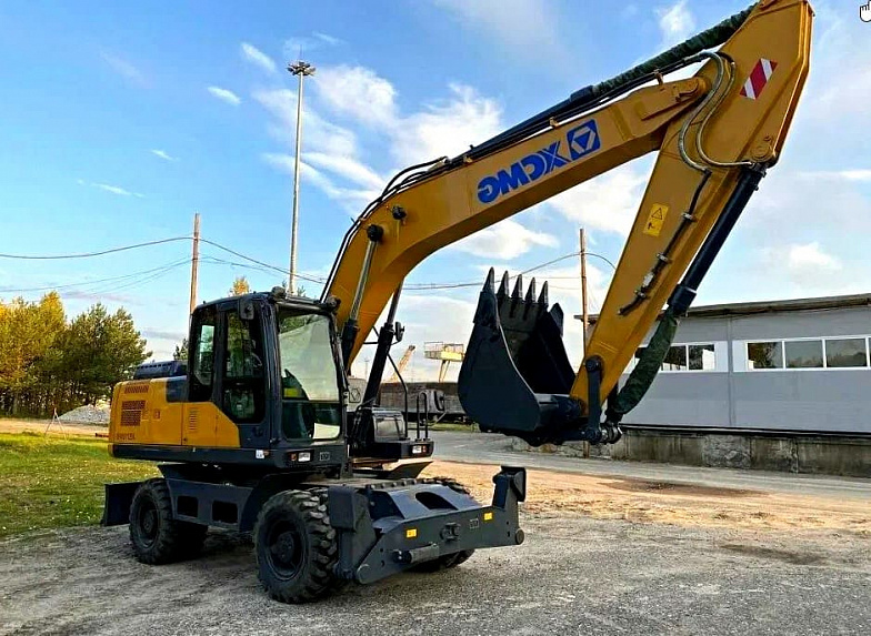 XCMG XE210WD