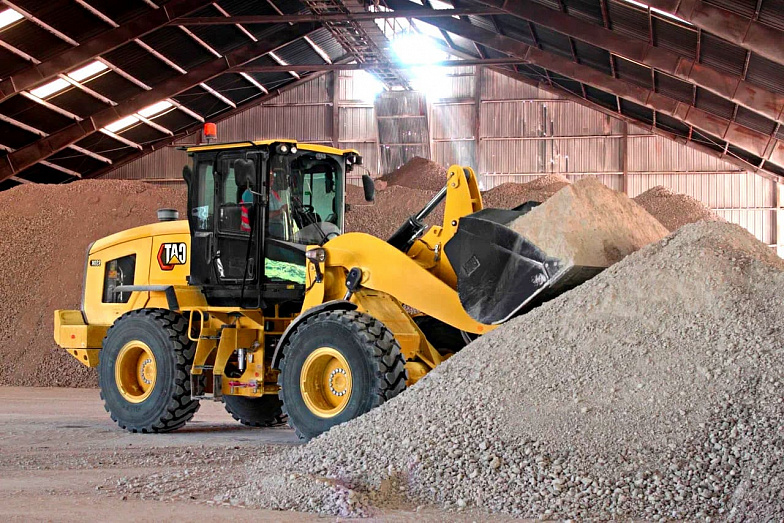 CAT 930