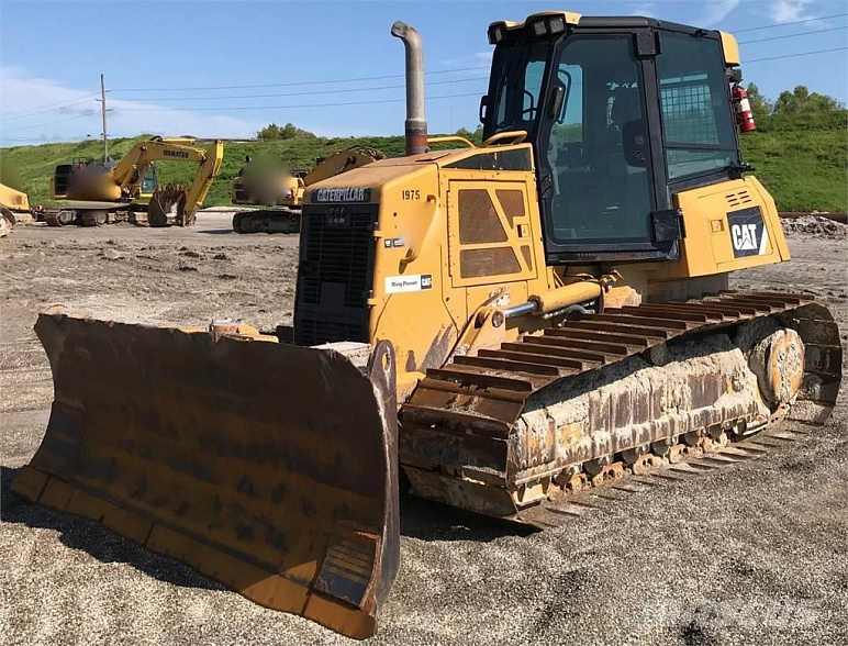 Бульдозер 13,5 тонн Caterpillar D6K 