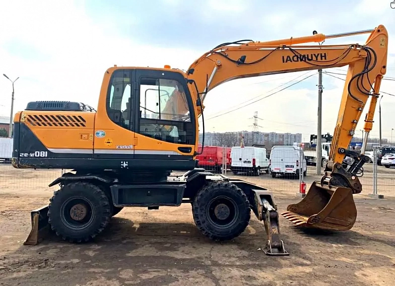 Hyundai R180W-9S