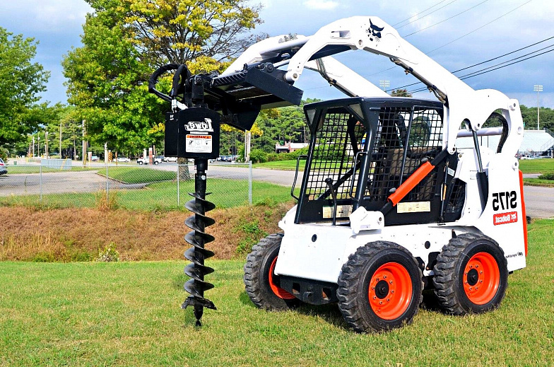 Ямобур на базе мини-погрузчика Bobcat S175 