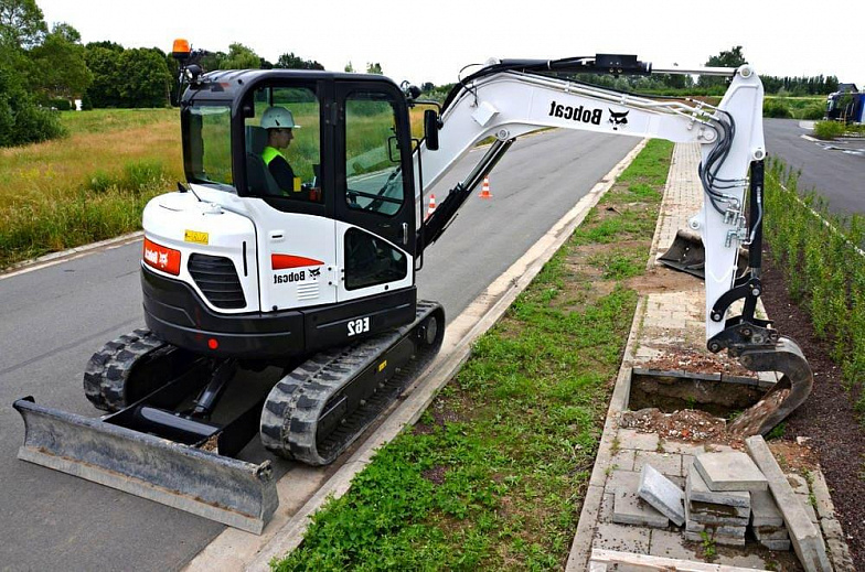 Bobcat E62