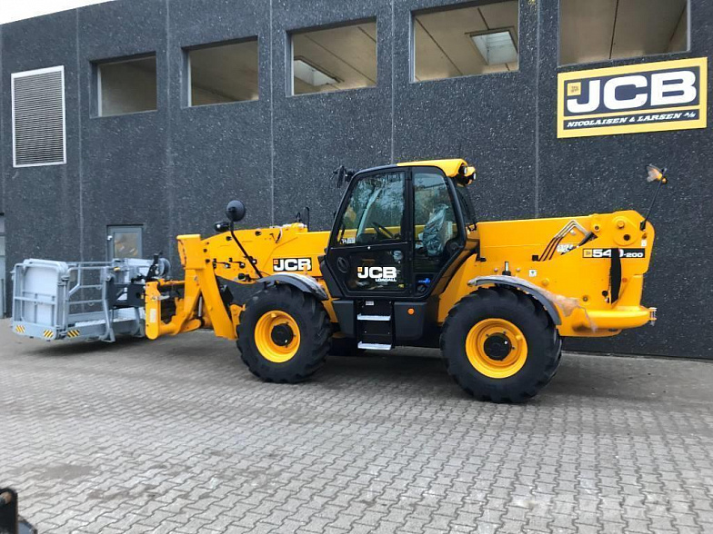 JCB 540-200 20м