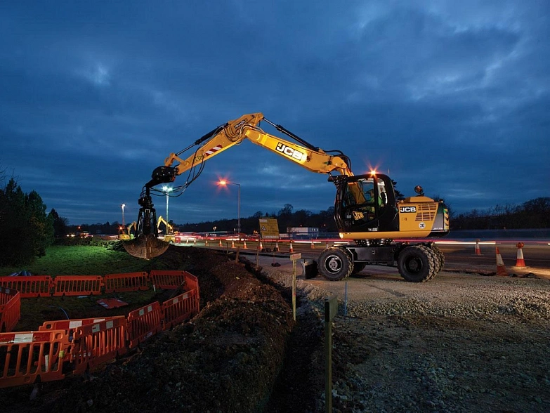 JCB JS 175W
