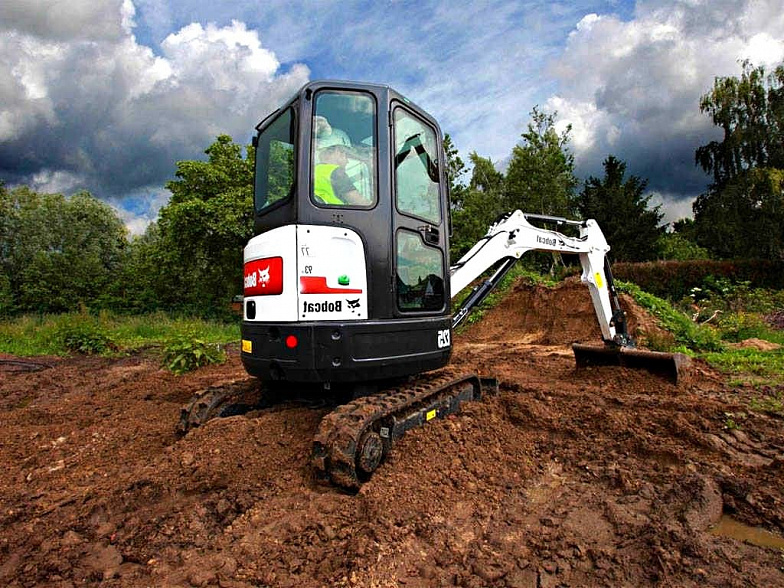 Bobcat E25