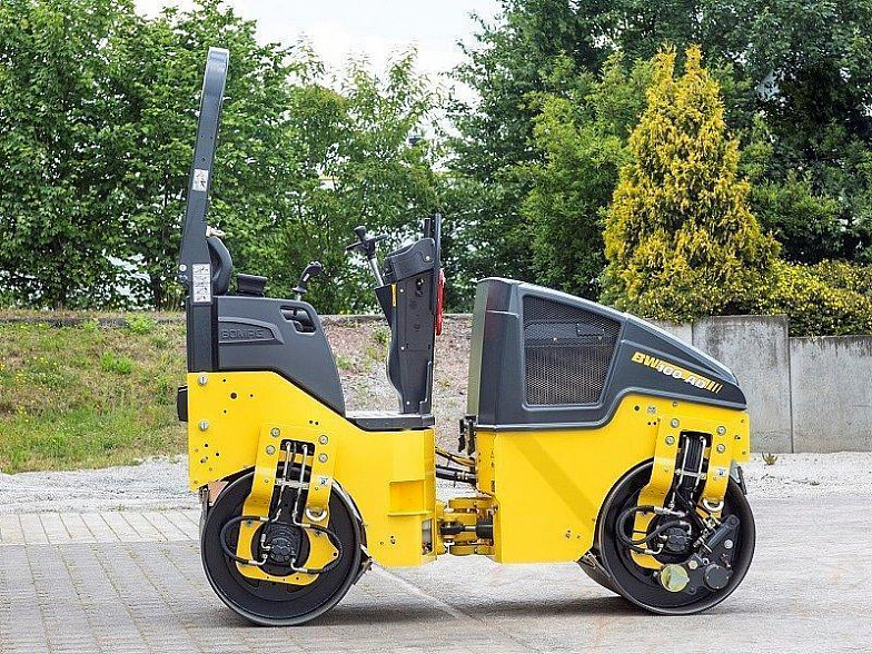 Дорожный каток 2,5 тонн Bomag BW 100 AD-5 