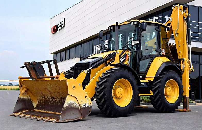 CAT 444