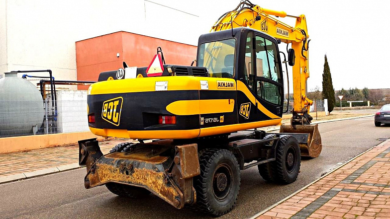JCB JS 175W