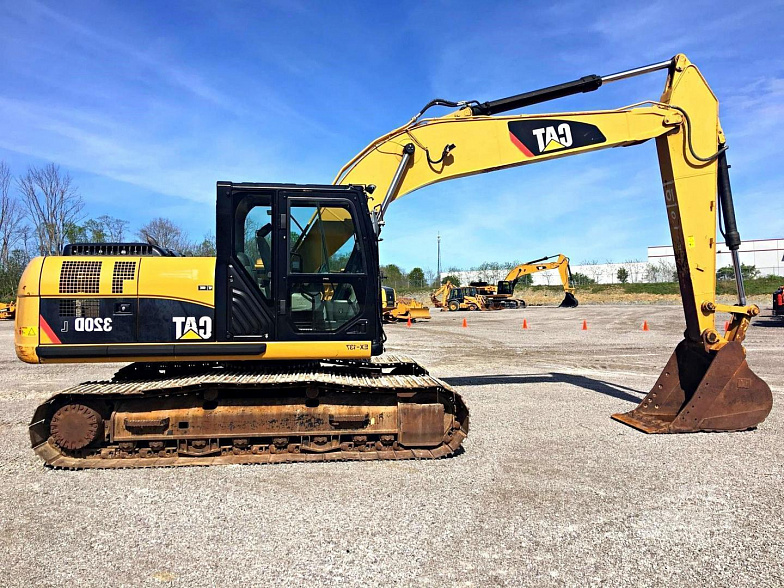 Caterpillar 320