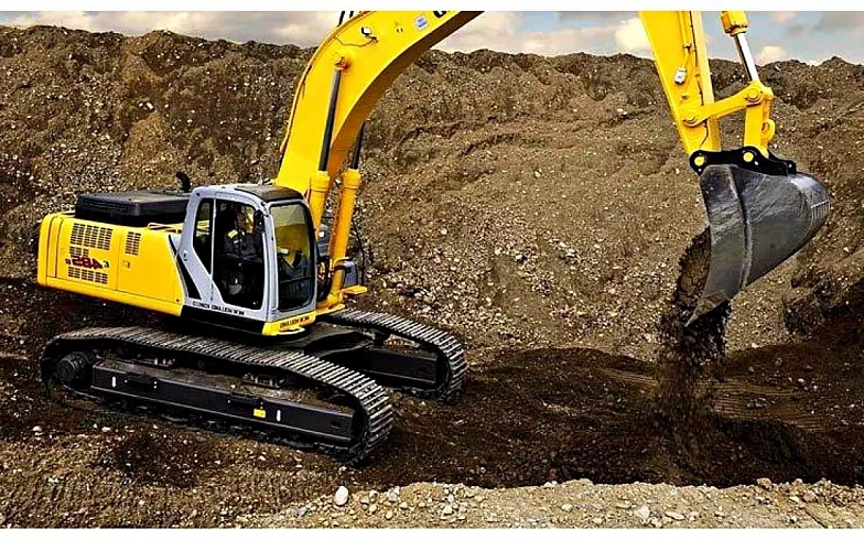 New Holland E485C