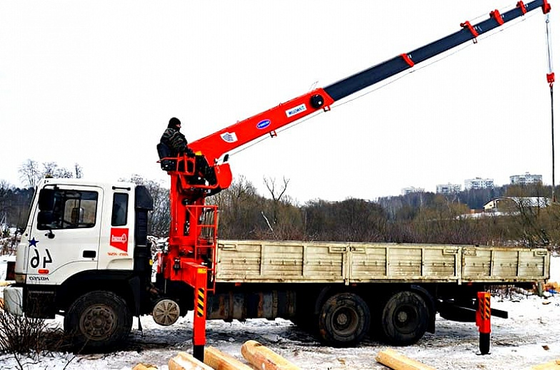 8/10 Hyundai HD260