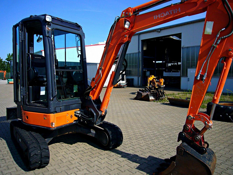 Hitachi ZX35U