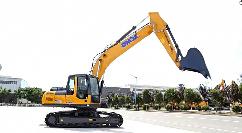 XCMG XE215С