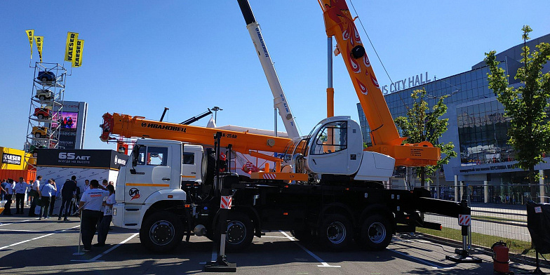 Автокран 32 т 31 м - Ивановец КС 55717К-1