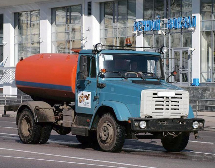 Поливомоечная машина 6м3 - КОММАШ Арзамас КО-713Н – 6576