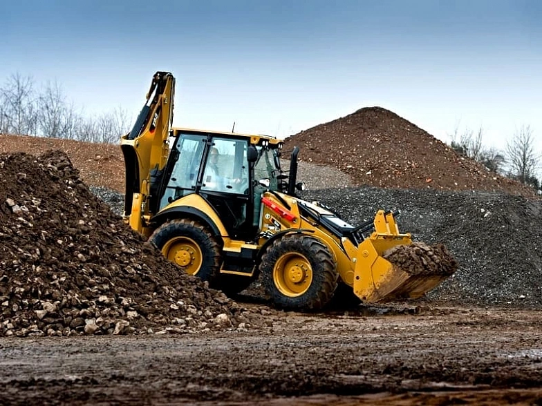 CAT 444