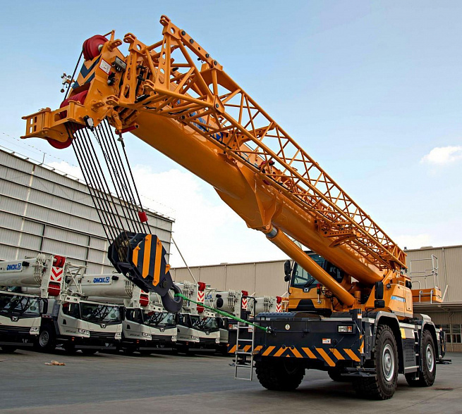 Короткобазный автокран XCMG XCR55_S1