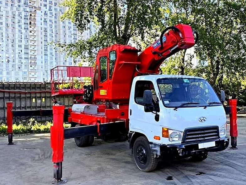 28 метров Hyundai HD